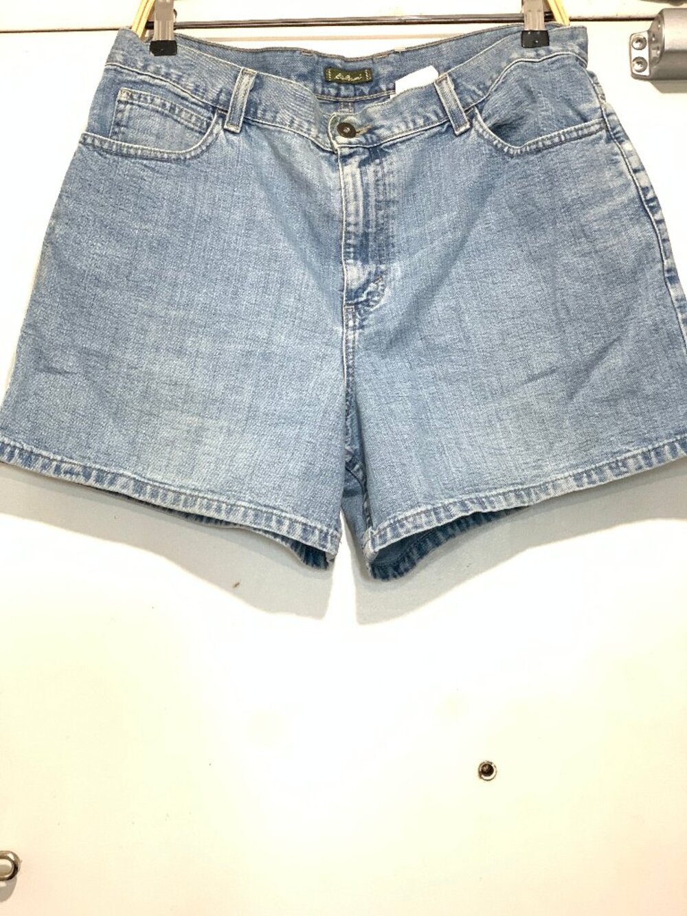 VINTAGE EDDIE BAUER WIDE LEG DENIM SHORTS SIZE 14